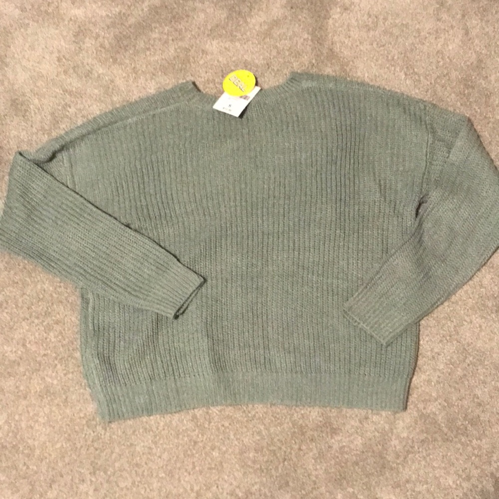 Cozy green sweater